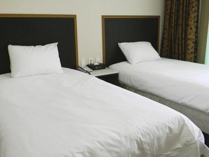 Sims Hotel Jeju Dış mekan fotoğraf